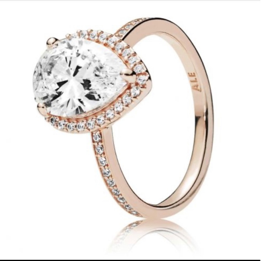 Pandora Sparkling Teardrop Halo Ring Rose Gold